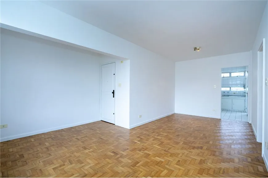 Foto 1 de Apartamento com 3 Quartos à venda, 105m² em Jardim Paulista, São Paulo