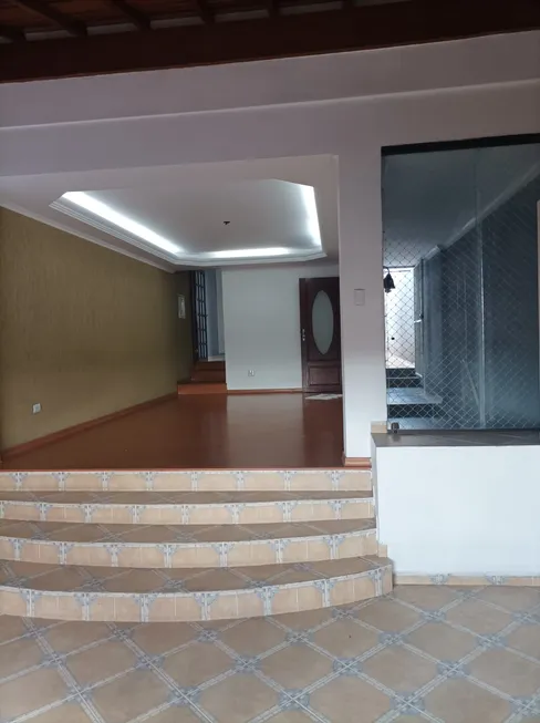 Foto 1 de Casa com 3 Quartos à venda, 220m² em Jardim Ester Yolanda, São Paulo