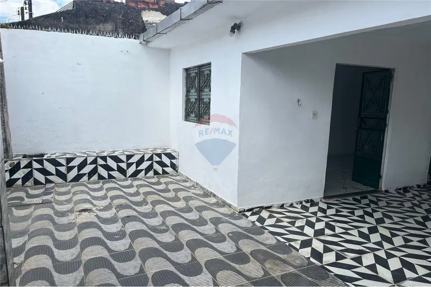 Foto 1 de Casa com 3 Quartos à venda, 140m² em Santa Lúcia, Maceió