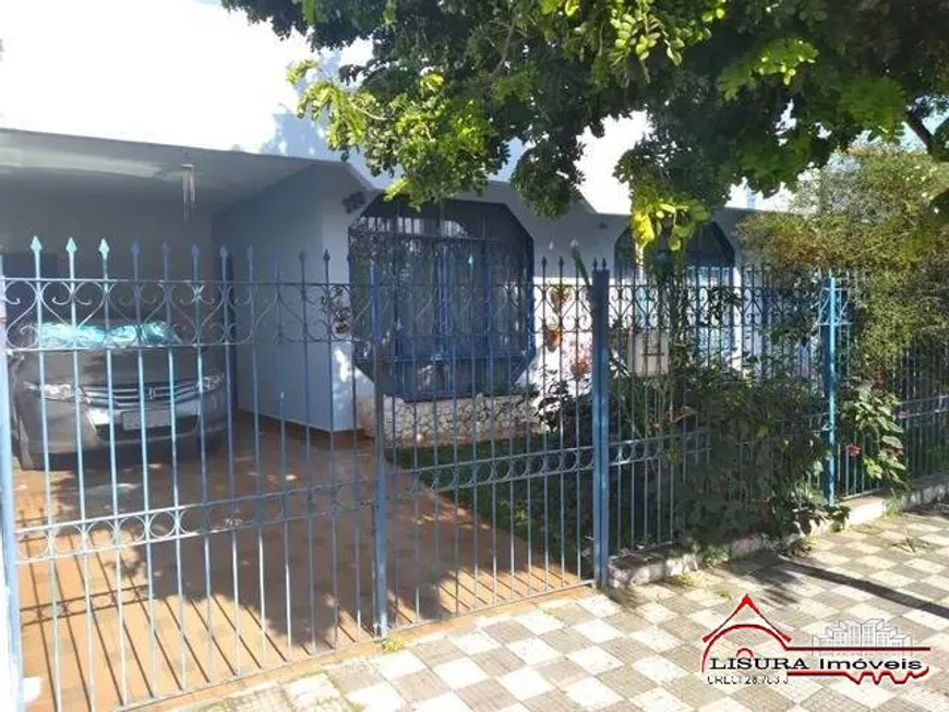 Foto 1 de Casa com 3 Quartos à venda, 197m² em Parque Brasil, Jacareí