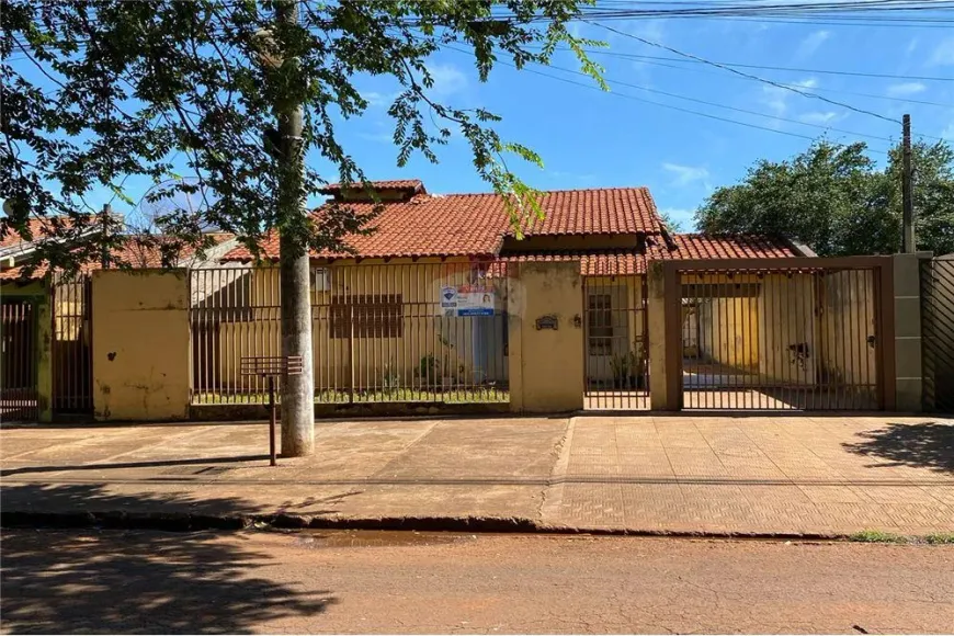 Foto 1 de Casa com 3 Quartos à venda, 174m² em Vila Planalto, Dourados