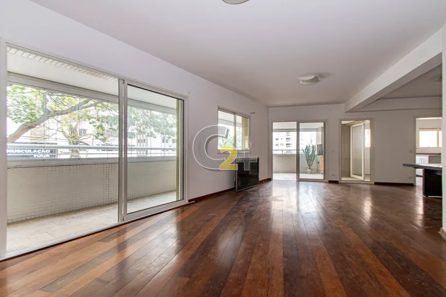 Foto 1 de Apartamento com 3 Quartos para alugar, 265m² em Paraíso, São Paulo