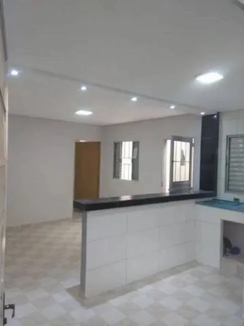 Foto 1 de Casa com 2 Quartos para venda ou aluguel, 60m² em Pernambués, Salvador