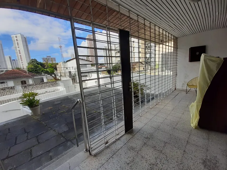 Foto 1 de Casa com 10 Quartos à venda, 628m² em Madalena, Recife