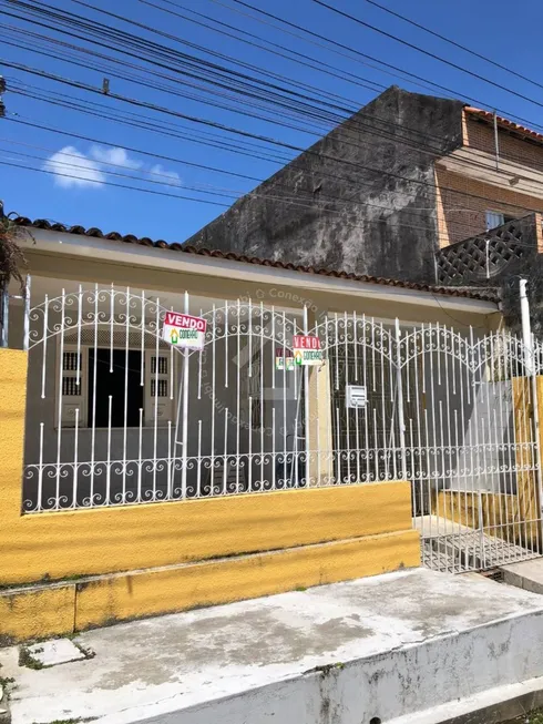 Foto 1 de Casa com 3 Quartos à venda, 180m² em Eduardo Gomes, São Cristóvão