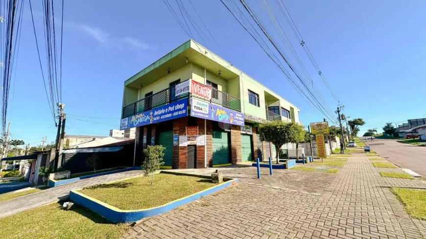 Foto 1 de Sobrado com 4 Quartos à venda, 296m² em Capão Raso, Curitiba