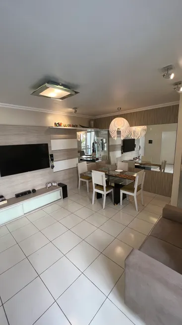 Foto 1 de Apartamento com 2 Quartos à venda, 72m² em Parque Dez de Novembro, Manaus