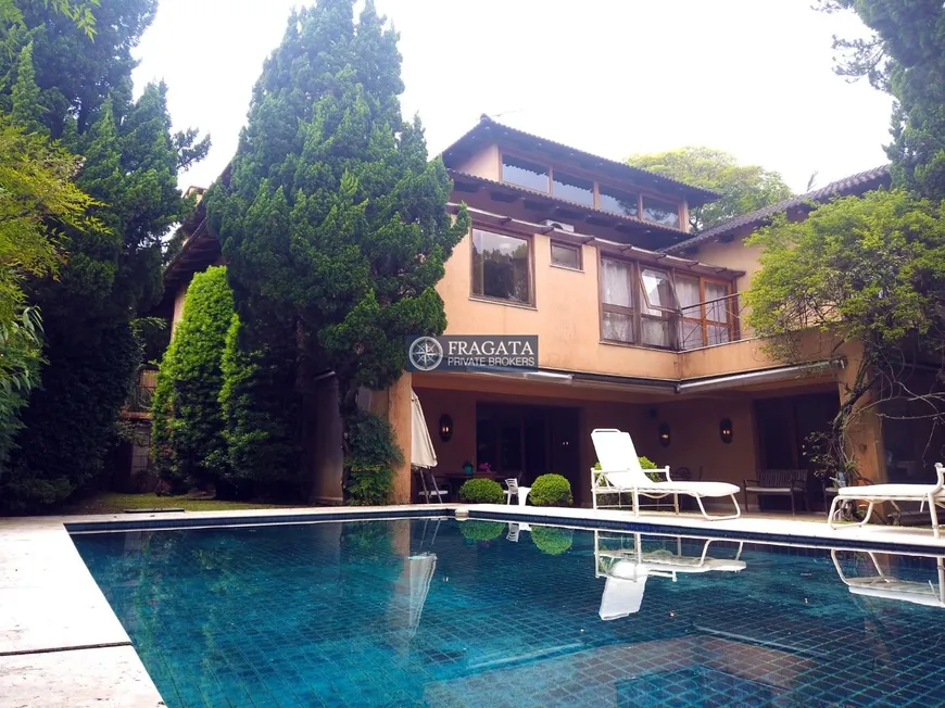 Foto 1 de Casa com 4 Quartos à venda, 750m² em Jardim Leonor, São Paulo