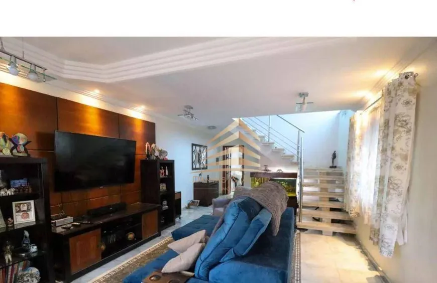 Foto 1 de Sobrado com 4 Quartos à venda, 205m² em Vila Augusta, Guarulhos