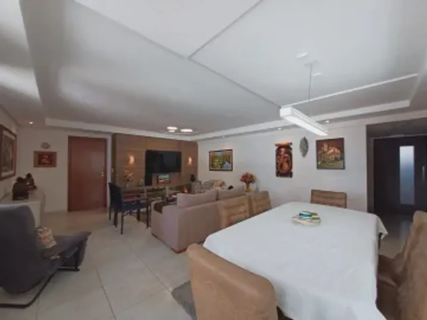Foto 1 de Apartamento com 3 Quartos à venda, 155m² em Pina, Recife
