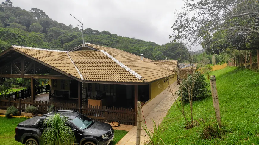 Foto 1 de Fazenda/Sítio com 4 Quartos à venda, 420m² em , Nazaré Paulista