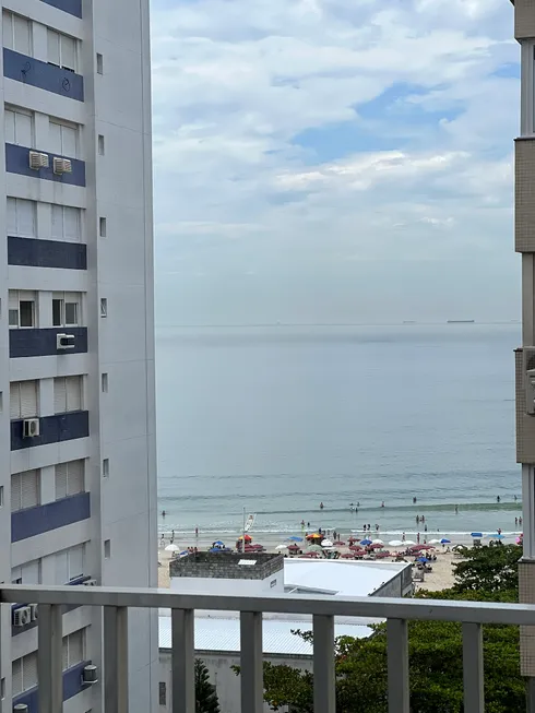 Foto 1 de Apartamento com 3 Quartos à venda, 180m² em Pitangueiras, Guarujá