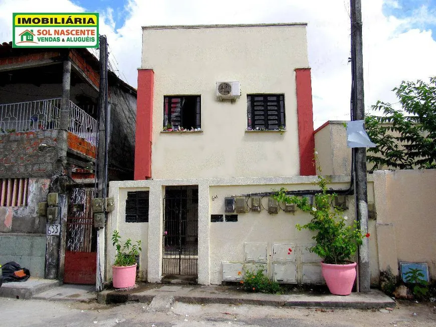 Foto 1 de Apartamento com 1 Quarto para alugar, 30m² em Cidade dos Funcionários, Fortaleza