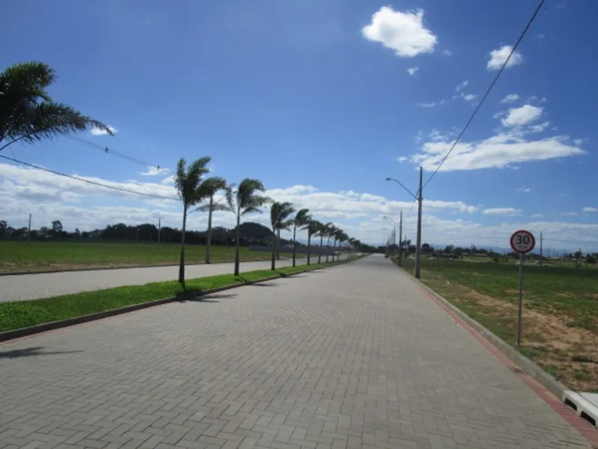 Foto 1 de Lote/Terreno à venda, 300m² em Centro, Araranguá