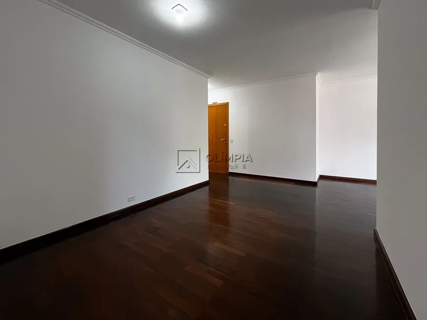 Foto 1 de Apartamento com 3 Quartos para alugar, 111m² em Santo Amaro, São Paulo