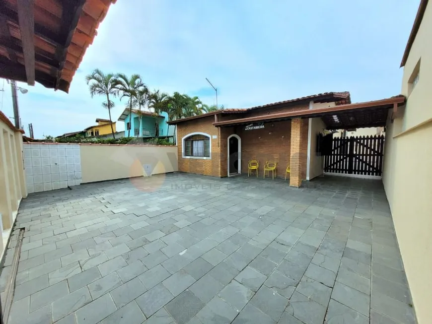 Foto 1 de Casa com 2 Quartos à venda, 117m² em Balneário dos Golfinhos , Caraguatatuba
