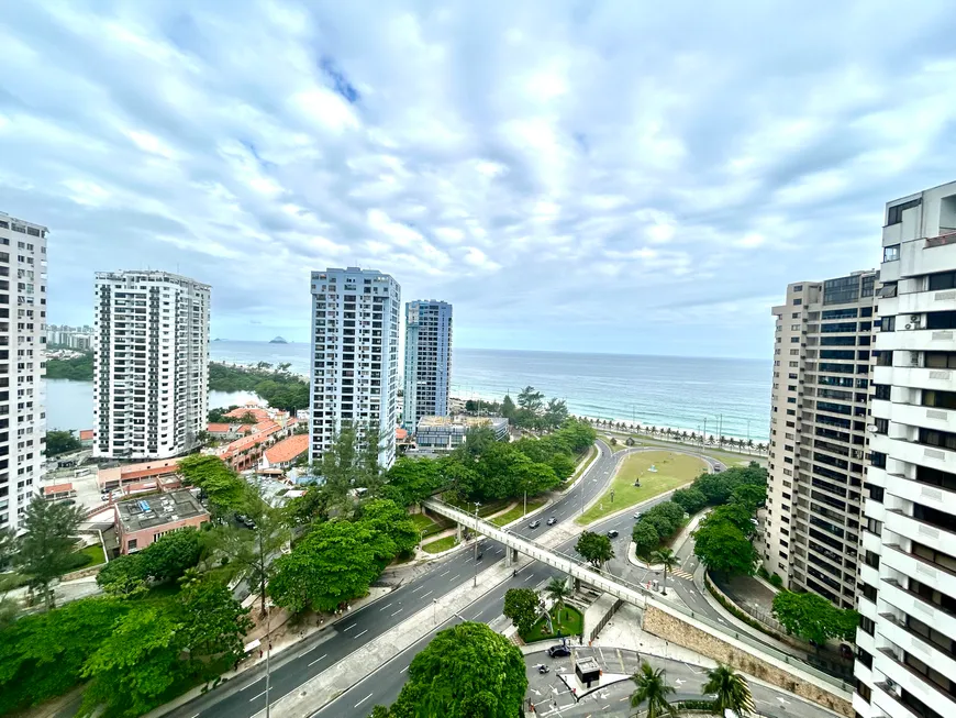 Foto 1 de Apartamento com 3 Quartos à venda, 104m² em Barra da Tijuca, Rio de Janeiro