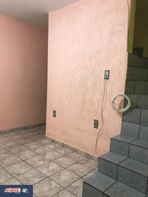 Foto 1 de Casa com 3 Quartos à venda, 176m² em Jardim Pinheiros, Guarulhos