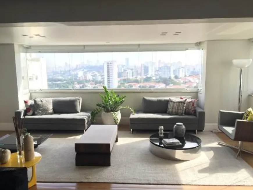 Foto 1 de Apartamento com 3 Quartos à venda, 166m² em Alto de Pinheiros, São Paulo