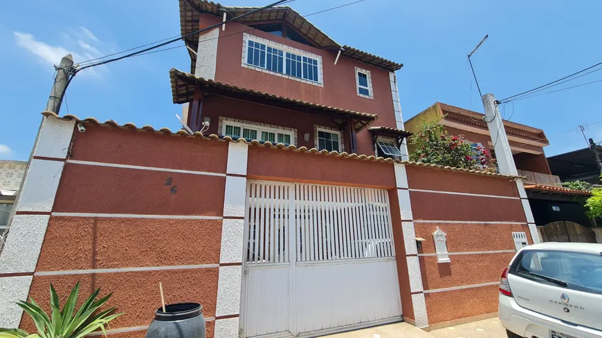 Foto 1 de Casa com 4 Quartos à venda, 420m² em Centro, Mesquita