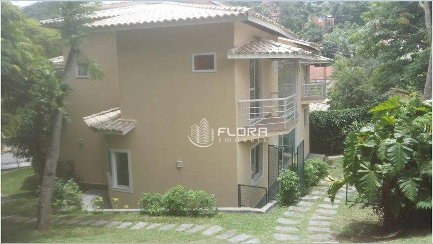 Foto 1 de Casa de Condomínio com 4 Quartos à venda, 423m² em Itaipu, Niterói