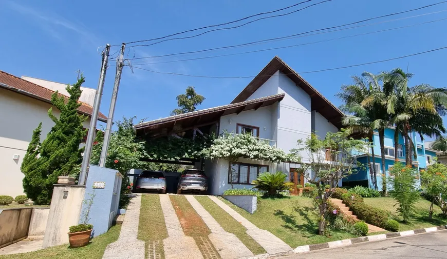 Foto 1 de Casa de Condomínio com 4 Quartos à venda, 380m² em Jardim Indaiá, Embu das Artes