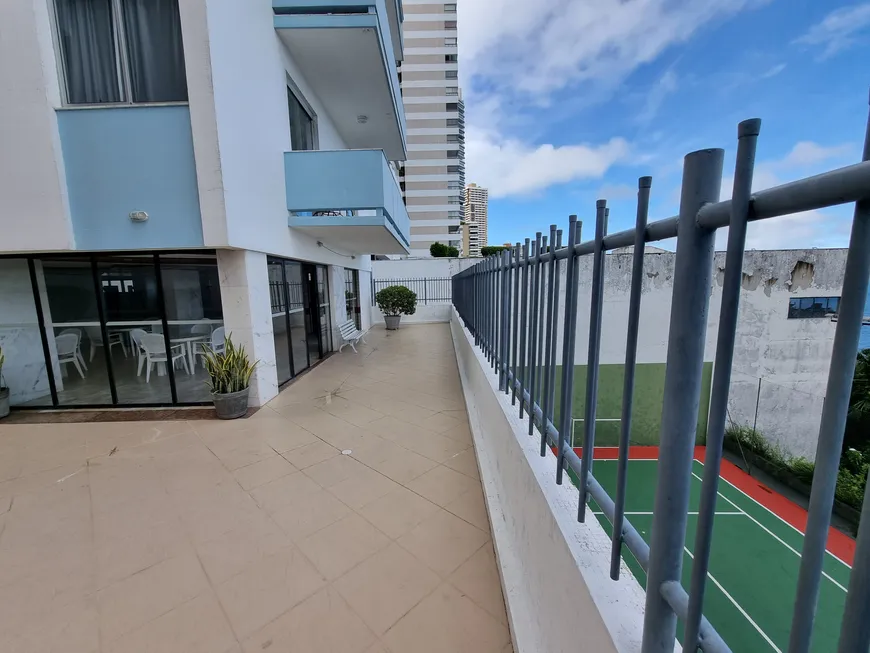 Foto 1 de Apartamento com 4 Quartos à venda, 175m² em Vitória, Salvador