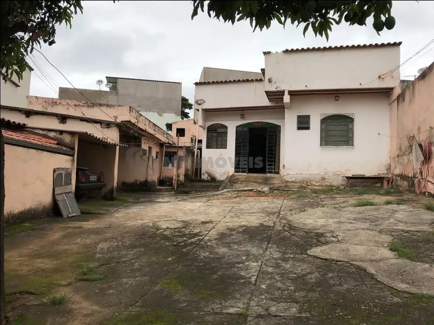 Foto 1 de Casa com 3 Quartos à venda, 261m² em Brasil Industrial Barreiro, Belo Horizonte