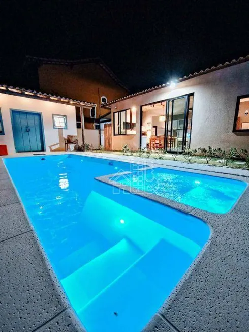 Foto 1 de Casa com 3 Quartos à venda, 216m² em Miguel Couto, Cabo Frio