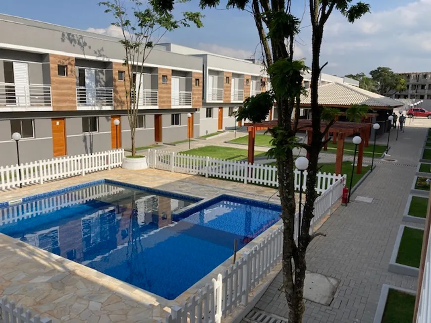Foto 1 de Casa de Condomínio com 2 Quartos à venda, 63m² em Jardim dos Lagos, Franco da Rocha