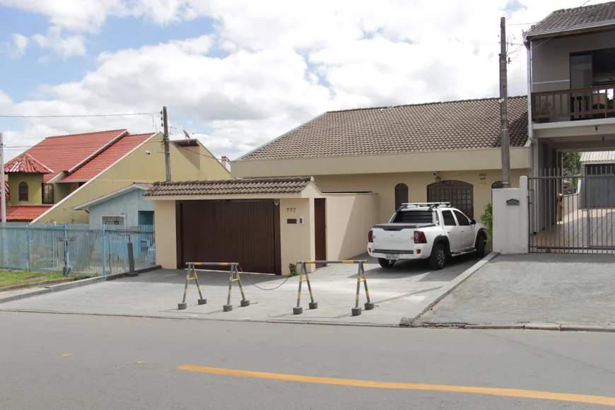 Foto 1 de Casa com 4 Quartos à venda, 261m² em Santa Cândida, Curitiba