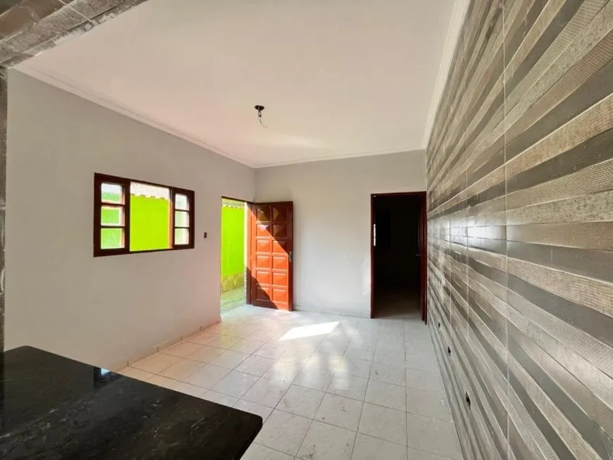 Foto 1 de Casa com 2 Quartos à venda, 90m² em Ribeira, Salvador