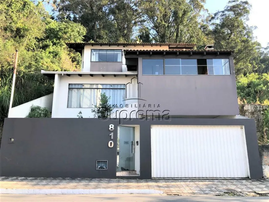 Foto 1 de Casa com 3 Quartos à venda, 250m² em Centro, Itajaí