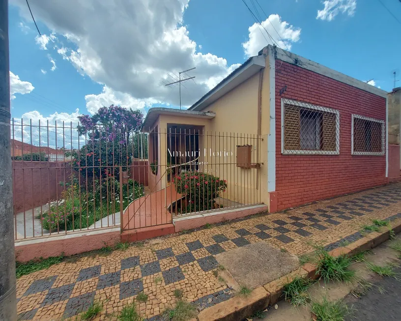 Foto 1 de Casa com 3 Quartos à venda, 301m² em Vila Xavier, Araraquara