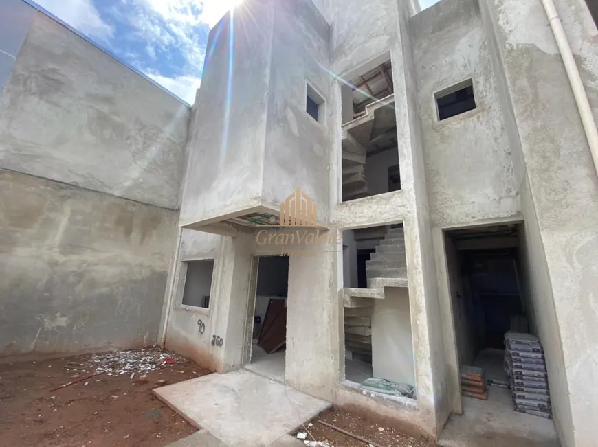 Foto 1 de Casa de Condomínio com 3 Quartos à venda, 142m² em Campo Comprido, Curitiba