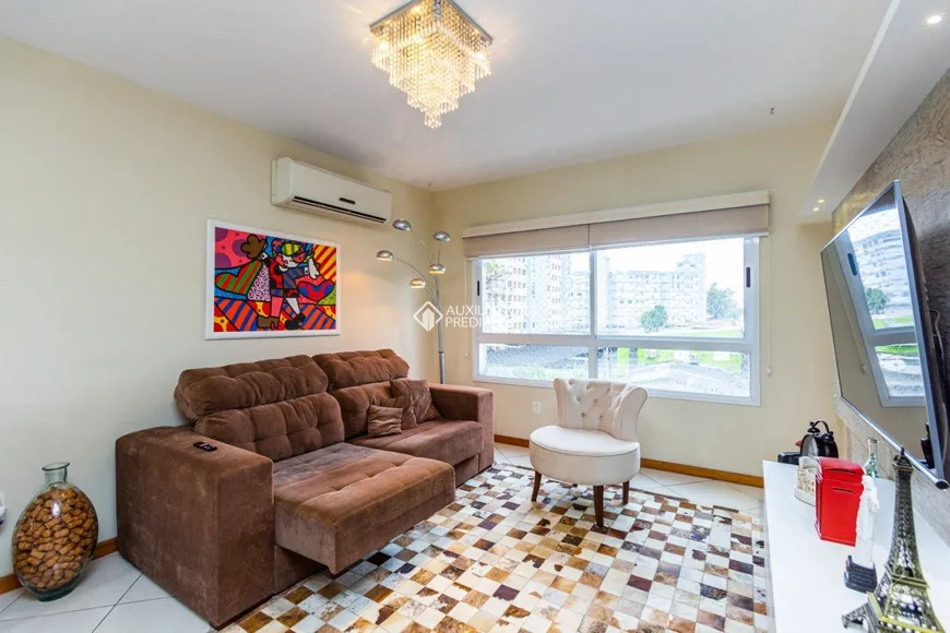 Foto 1 de Apartamento com 3 Quartos à venda, 90m² em Santana, Porto Alegre