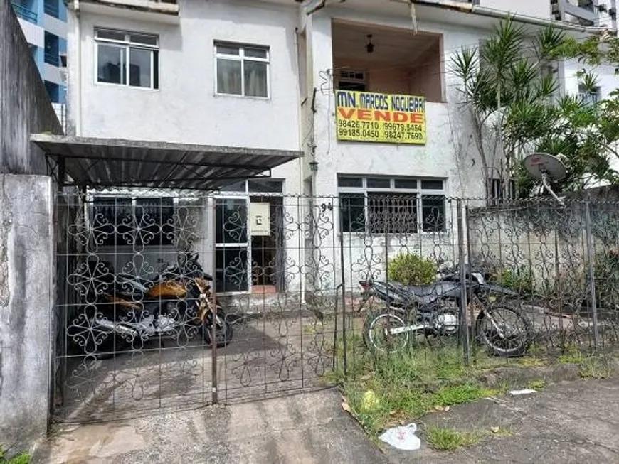 Foto 1 de Casa com 4 Quartos à venda, 160m² em Prado, Recife