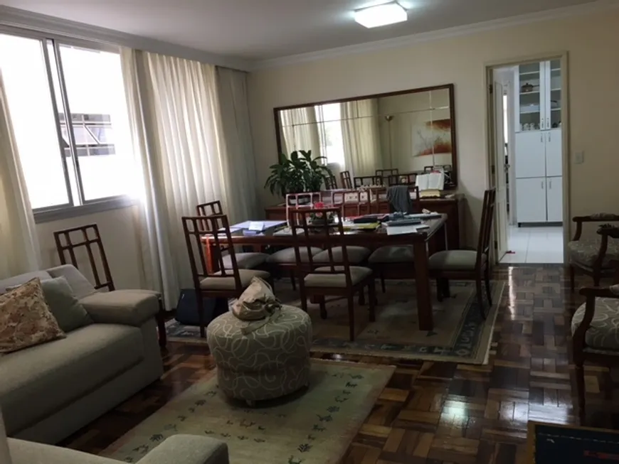 Foto 1 de Apartamento com 3 Quartos à venda, 160m² em Morro dos Ingleses, São Paulo