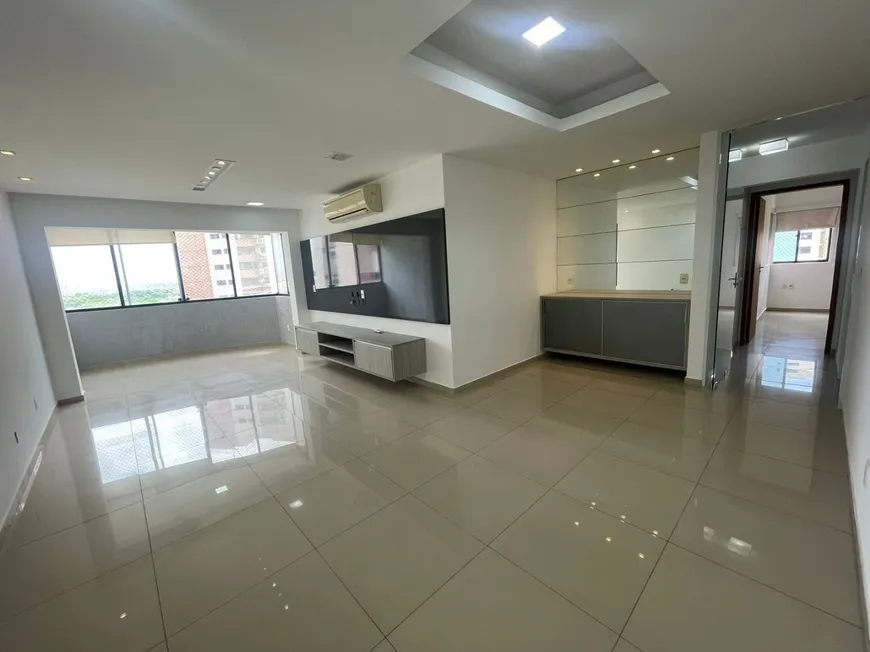 Foto 1 de Apartamento com 3 Quartos à venda, 125m² em Frei Serafim, Teresina