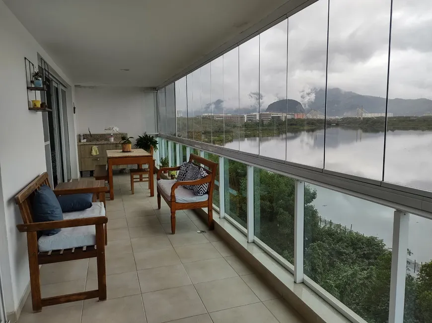 Foto 1 de Apartamento com 4 Quartos à venda, 155m² em Barra da Tijuca, Rio de Janeiro