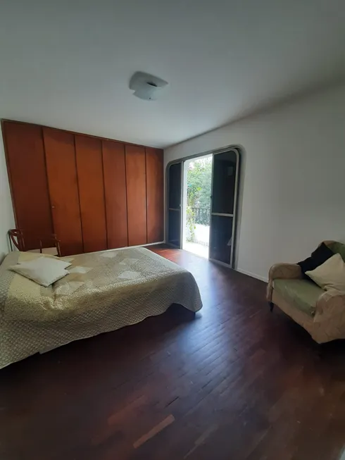 Foto 1 de Apartamento com 3 Quartos à venda, 128m² em Vila Nova Conceição, São Paulo