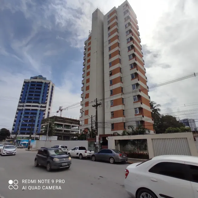 Foto 1 de Apartamento com 3 Quartos à venda, 80m² em Candeias, Jaboatão dos Guararapes