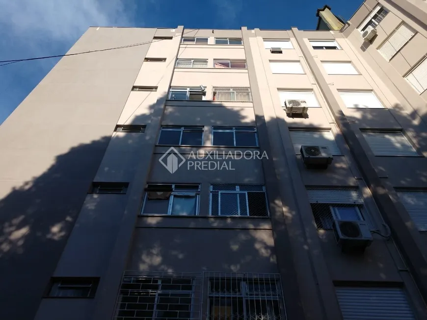 Foto 1 de Apartamento com 1 Quarto à venda, 39m² em Jardim Lindóia, Porto Alegre