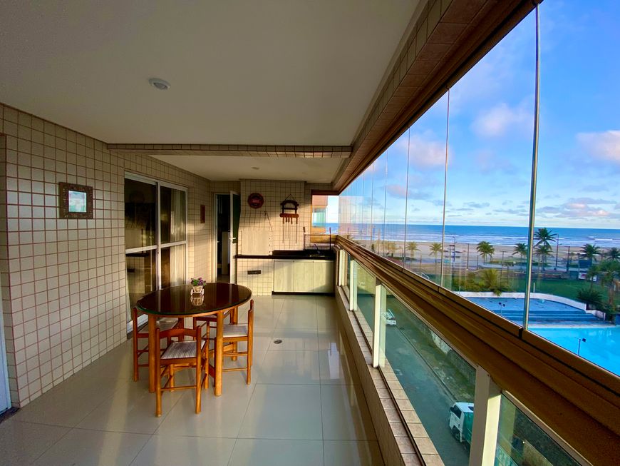 Apartamento na Avenida Hagge, Aviação em Praia Grande, por R 352/Dia Viva Real Apartamento na Avenida Hagge, Aviação em Praia Grande, por R 352/Dia Viva Real