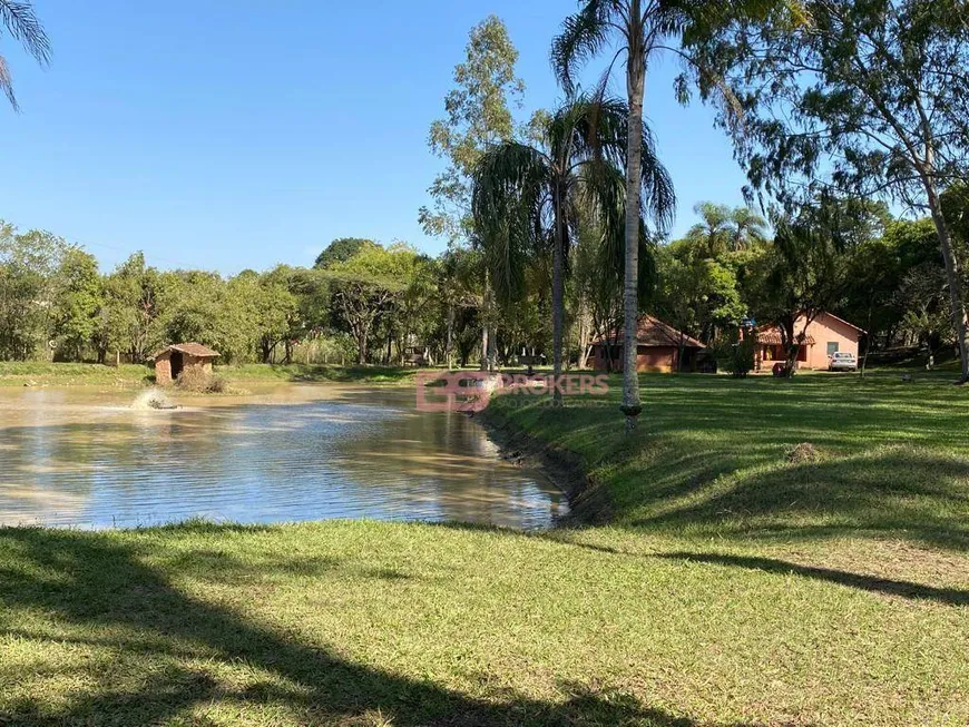 Foto 1 de Fazenda/Sítio com 3 Quartos à venda, 36000m² em Chácara Ipês , Caçapava