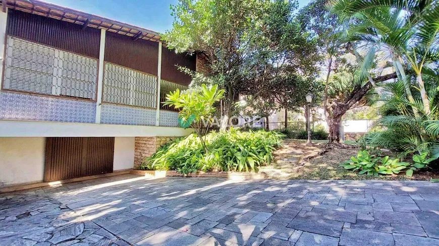 Foto 1 de Casa com 6 Quartos à venda, 628m² em Cidade Jardim, Belo Horizonte