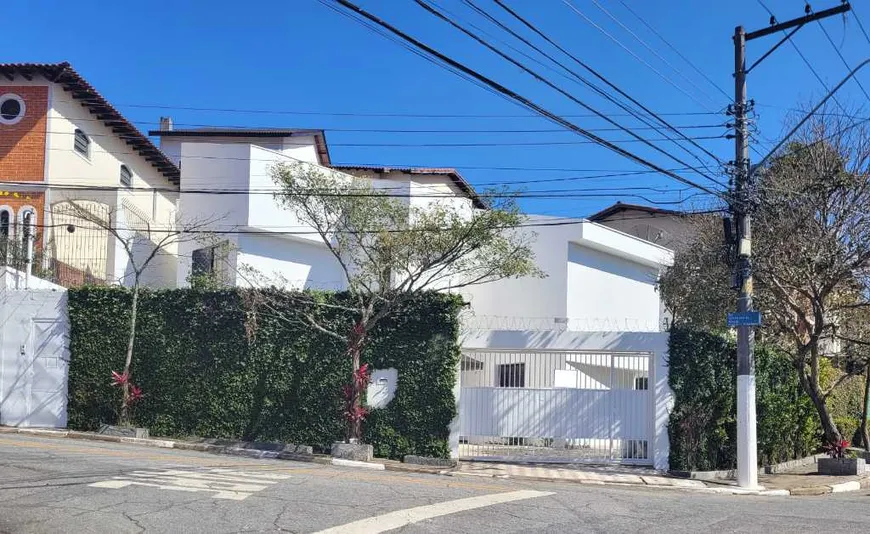 Foto 1 de Sobrado com 3 Quartos à venda, 274m² em Adalgisa, Osasco