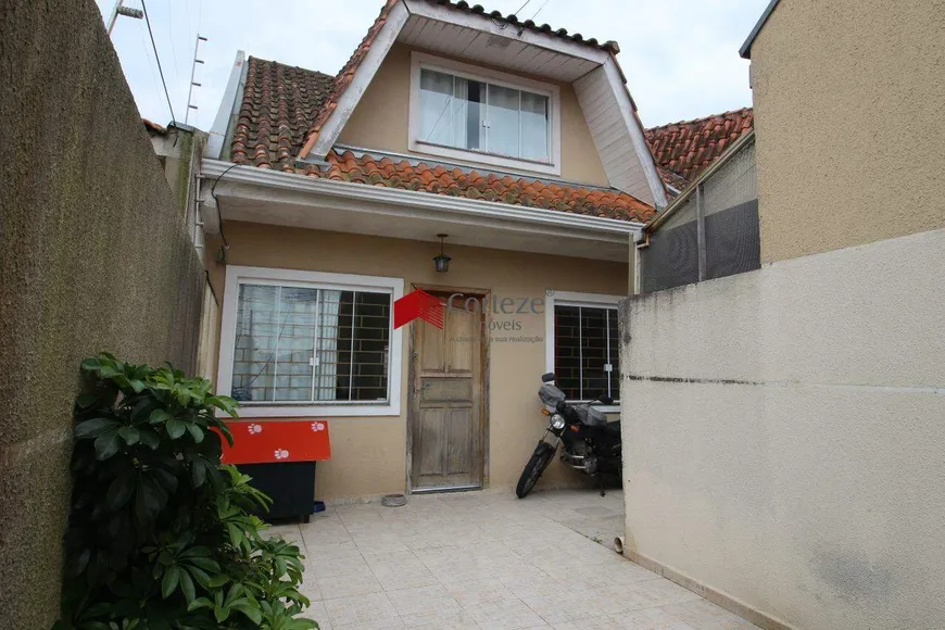 Foto 1 de Casa com 3 Quartos à venda, 81m² em Cruzeiro, São José dos Pinhais