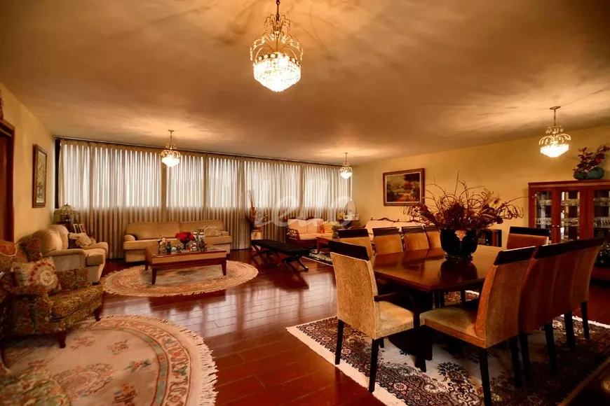 Foto 1 de Apartamento com 4 Quartos para alugar, 275m² em Moema, São Paulo