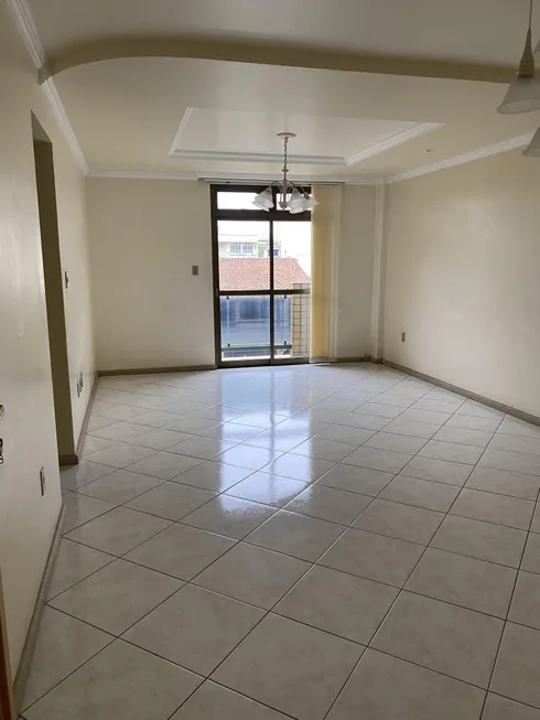 Foto 1 de Apartamento com 3 Quartos à venda, 183m² em Imbetiba, Macaé